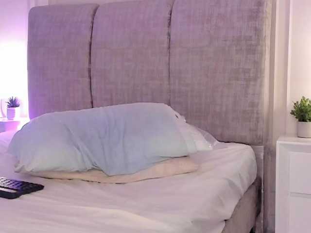 PenelopeSaenz's BongaCams show and profile