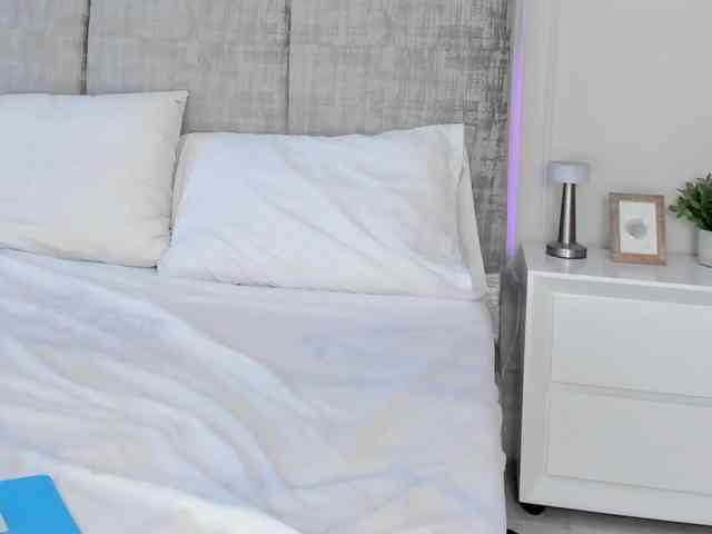 PenelopeSaenz webcam