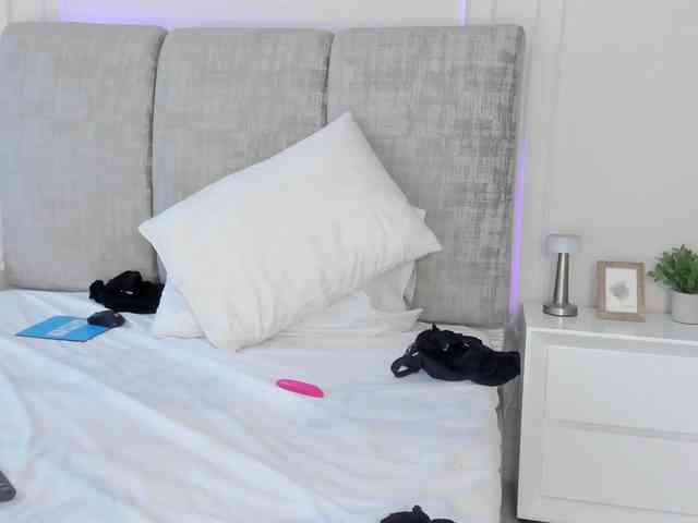 PenelopeSaenz webcam