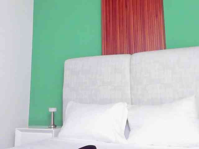 PenelopeSaenz webcam