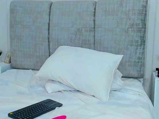 PenelopeSaenz webcam