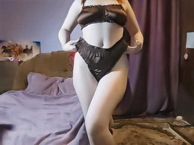 Kitti-'s BongaCams show and profile