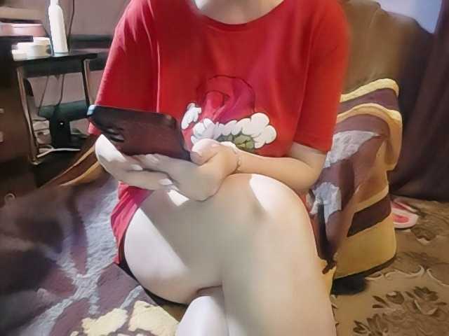 Kitti-'s BongaCams show and profile