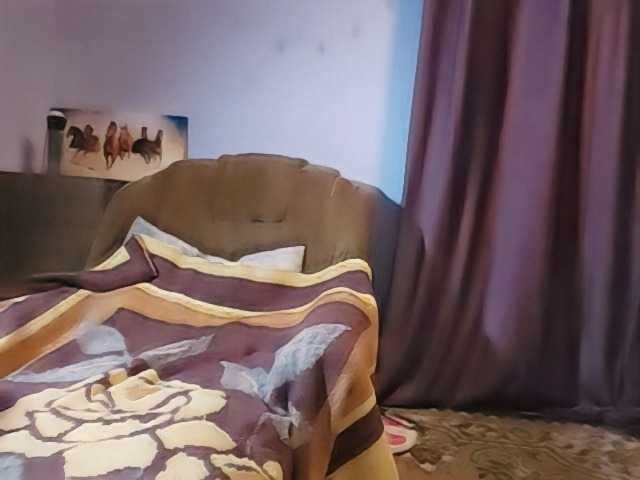 Kitti-'s BongaCams show and profile