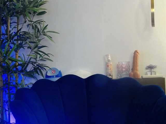 BellaTayllor from BongaCams