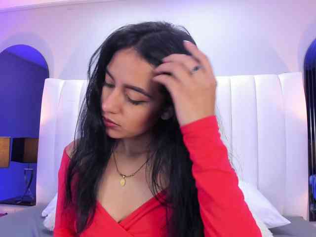 NicolleSweett04 webcam