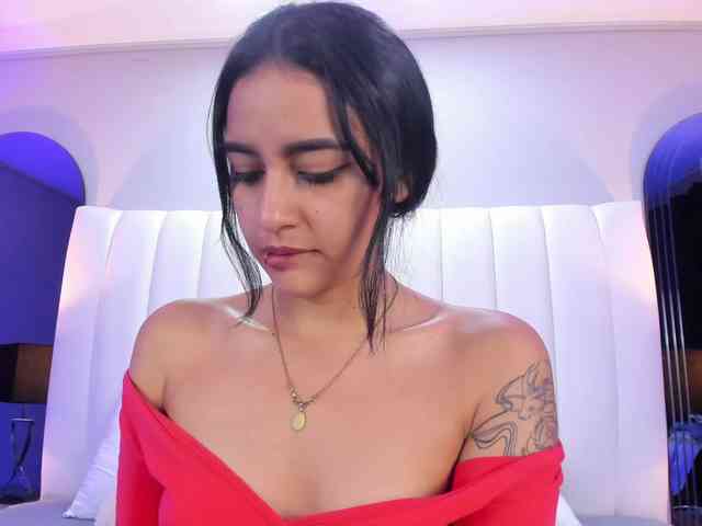 NicolleSweett04 webcam