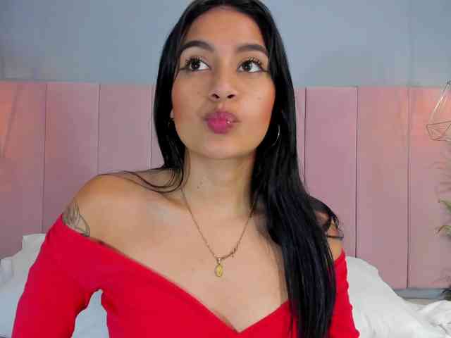 NicolleSweett04 NicolleSweett04