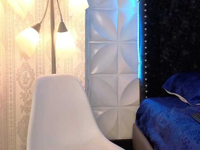 ChloeCandy's BongaCams show and profile