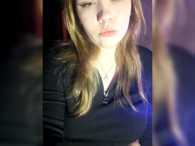 SweetyKittyaa's BongaCams show and profile