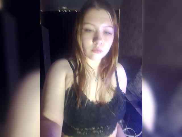 SweetyKittyaa webcam