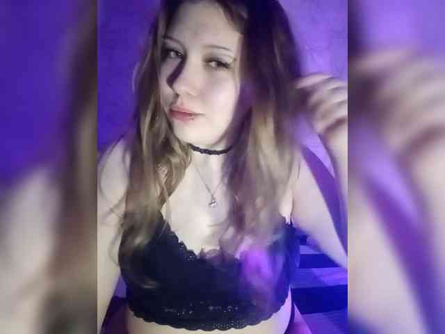 SweetyKittyaa Live Webcam on BongaCams