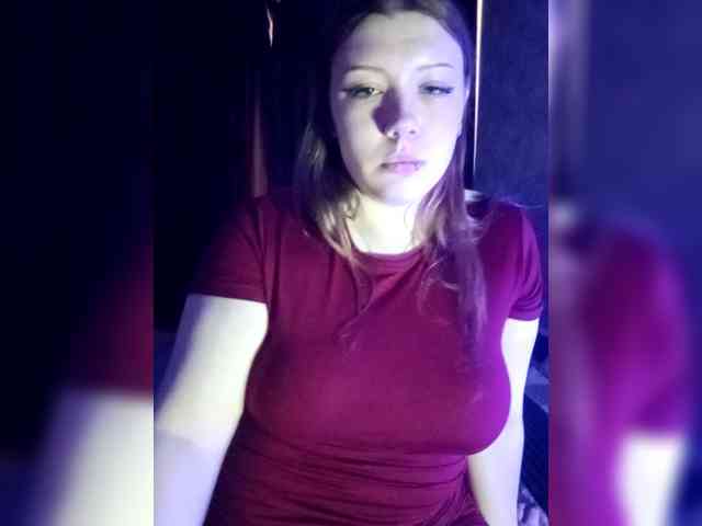 SweetyKittyaa webcam