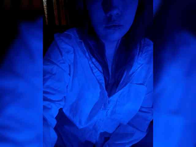 SweetyKittyaa webcam