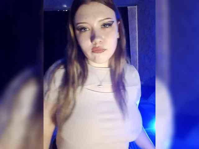 SweetyKittyaa webcam