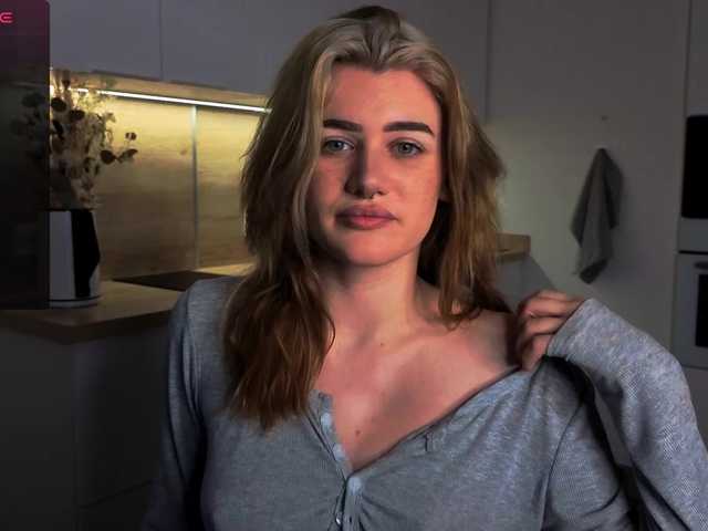 KotKiss's BongaCams show and profile