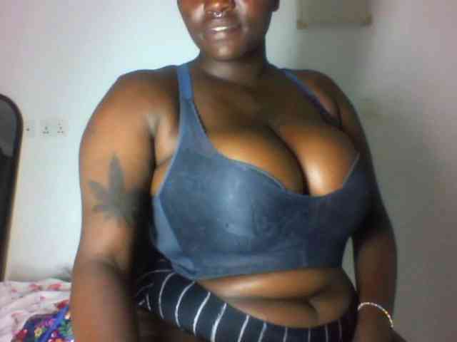 Bigboobs-lovense- webcam