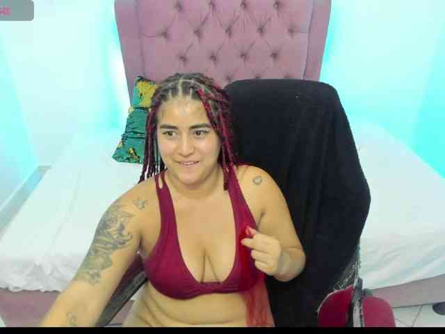 cherrylove69 webcam