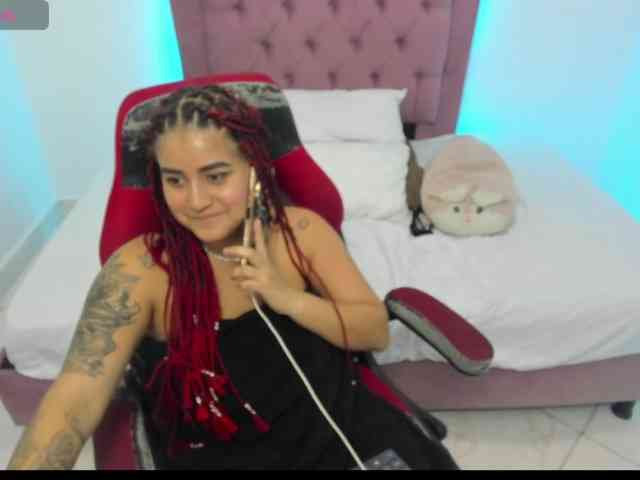 cherrylove69 webcam