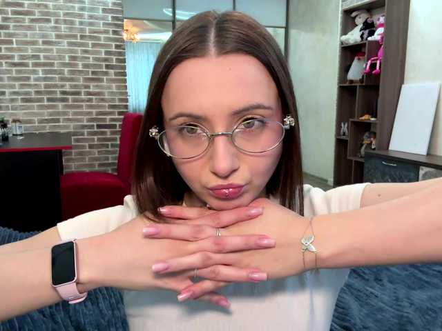 Velrix's BongaCams show and profile