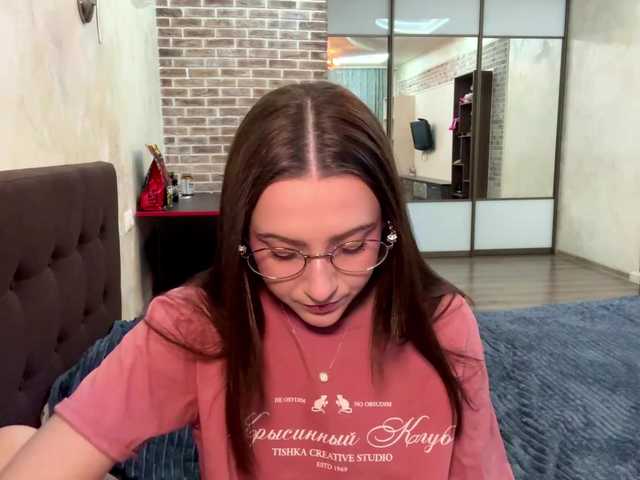 Velrix's BongaCams show and profile