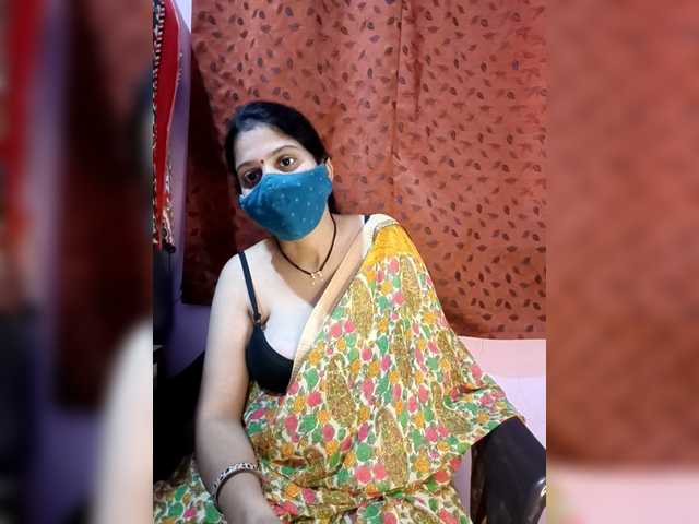 Poonam-2 – webcam model profile photo