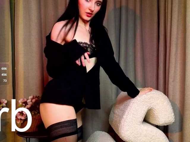 NicoleLuxe's BongaCams show and profile