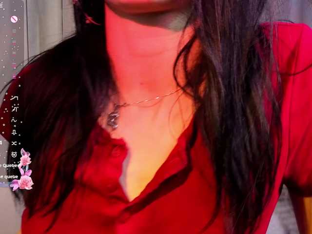 NicoleLuxe's BongaCams show and profile