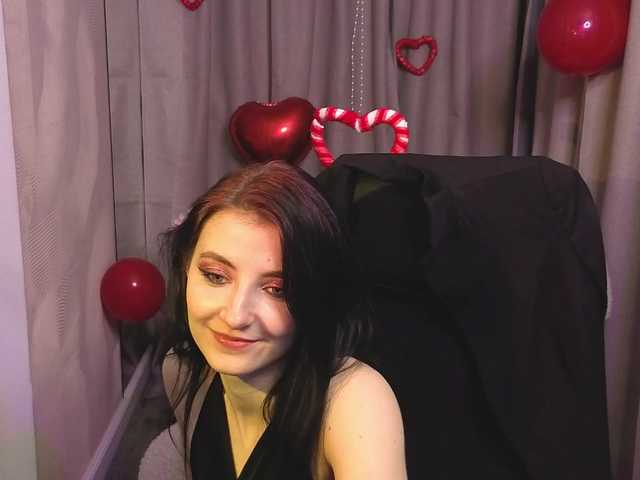 NicoleLuxe's BongaCams show and profile