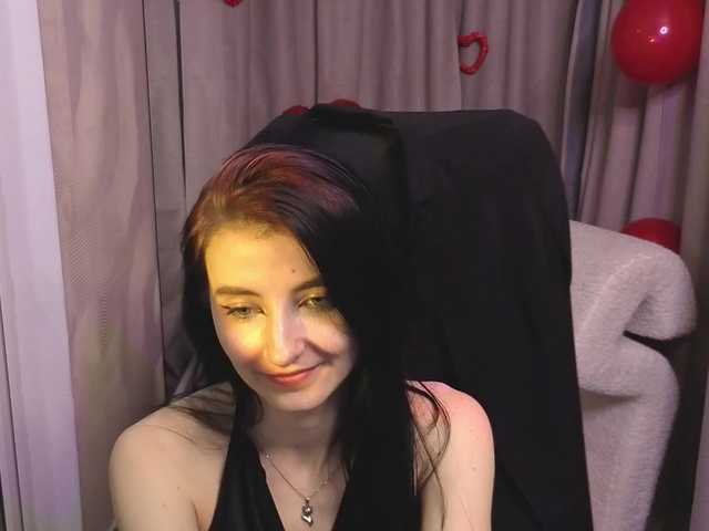 NicoleLuxe's BongaCams show and profile