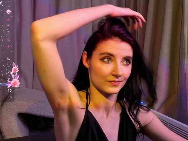 NicoleLuxe Live Webcam on BongaCams