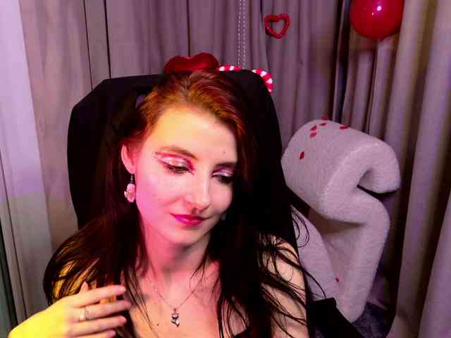 NicoleLuxe Live Webcam on BongaCams