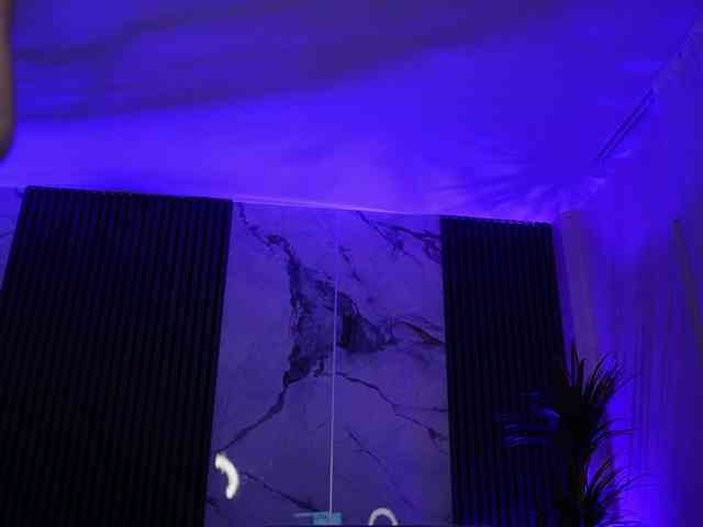 kimmblaze Live Webcam on BongaCams