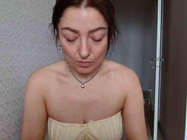 HoneyMuse Live Webcam on BongaCams