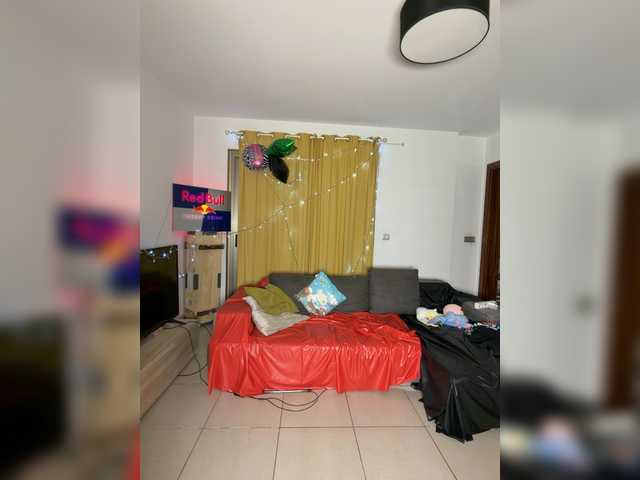 BigTwiXXX's BongaCams show and profile