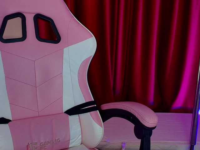 LunaAllure from BongaCams is Freechat