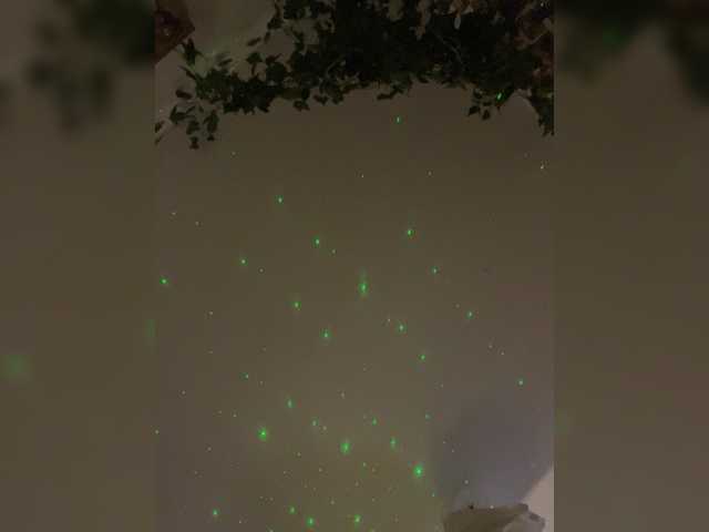 12-Little-girl-12 – webcam model profile photo