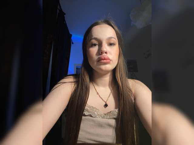 12-Lovely-girl-12's BongaCams show and profile
