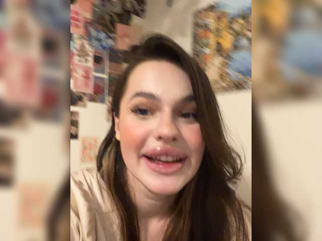 go to chat with 12-Little-girl-12