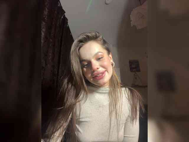 12-Little-girl-12 webcam