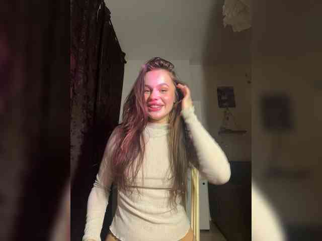 12-Little-girl-12 webcam