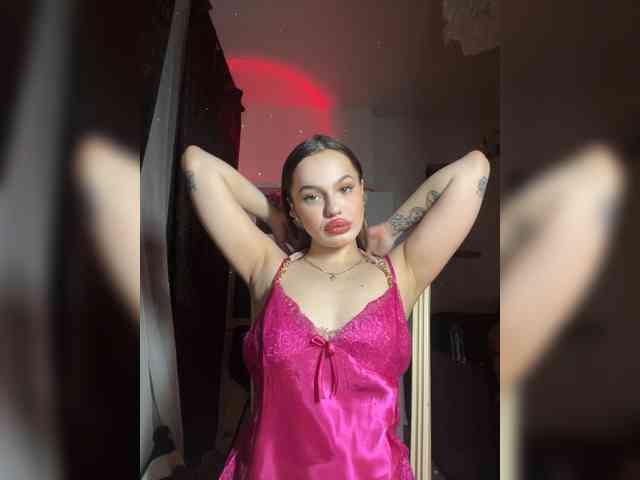 12-Little-girl-12 webcam