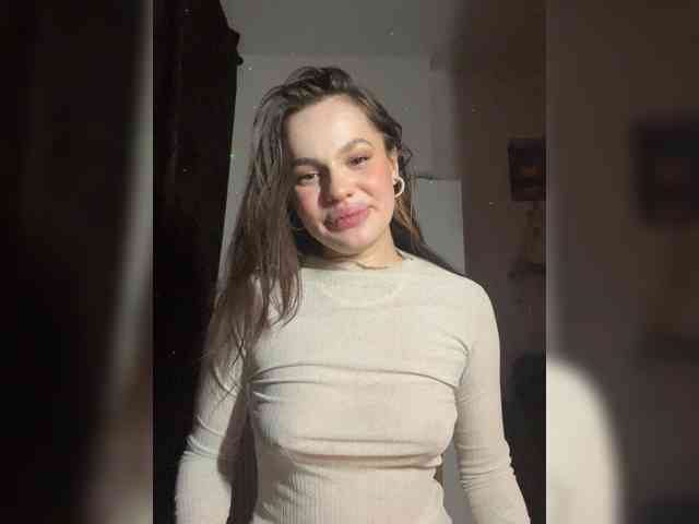 12-Little-girl-12 webcam