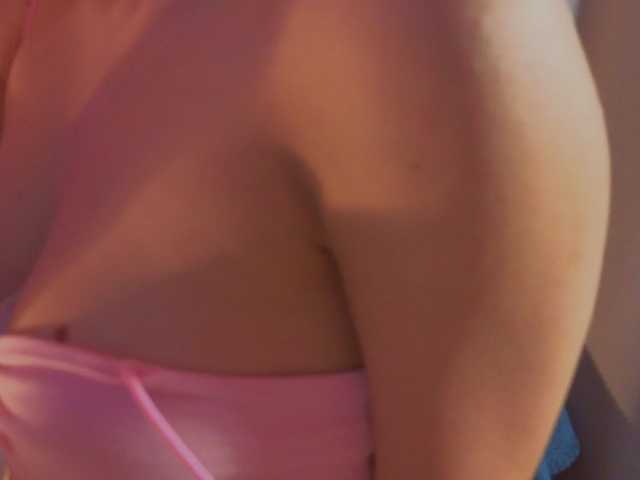 Mili-Milash's BongaCams show and profile