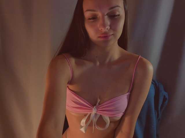 Mili-Milash's BongaCams show and profile