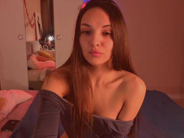 Mili-Milash's BongaCams show and profile