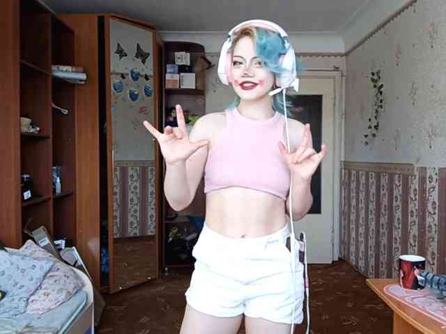 Alice-Kaneki webcam