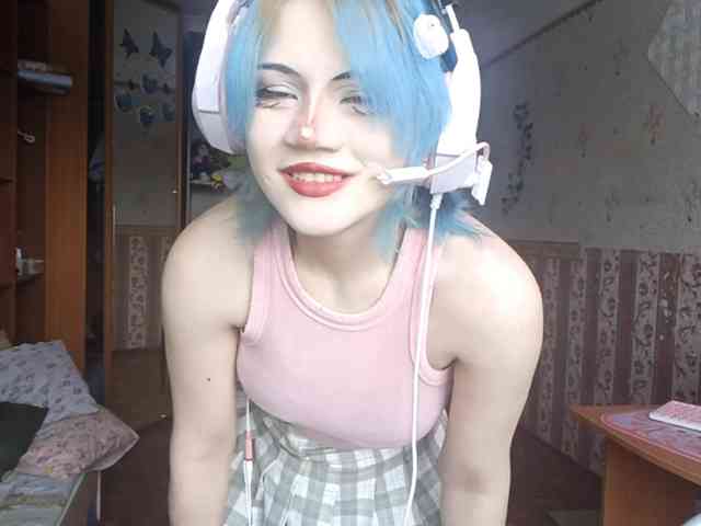 Alice-Kaneki webcam