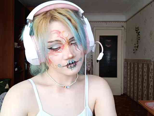 Alice-Kaneki webcam
