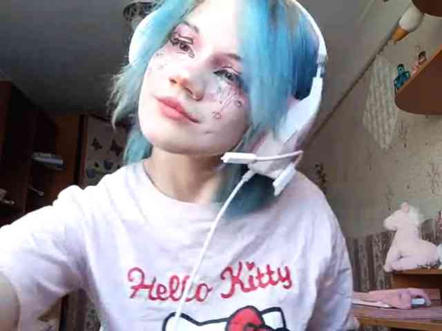 Alice-Kaneki webcam
